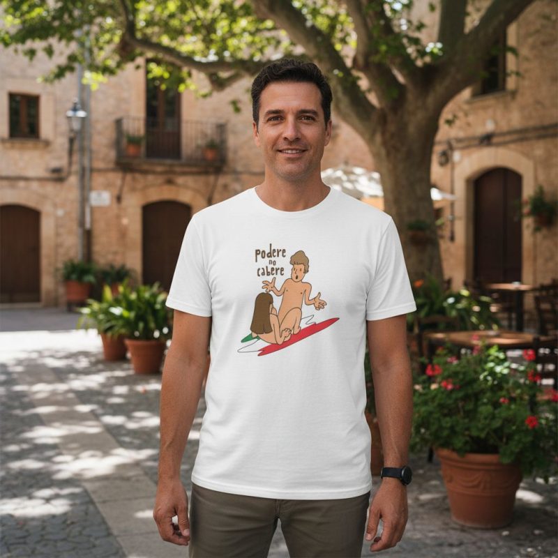 Camiseta «Podere No Cabere» – Humor mallorquín e italiano - foto de estilo de vida