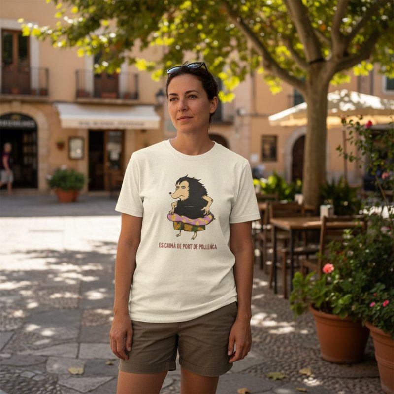 Camiseta Eriço Surf - foto de estilo de vida