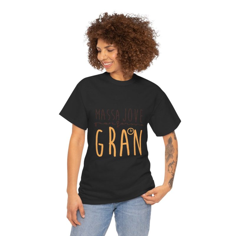 Camiseta ‘Massa Jove per Fer-me Gran’ - person-1