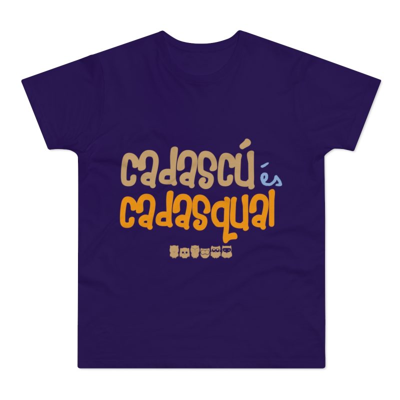 Camiseta hombre punto liso - Morado urbano - Camiseta «Cadascú és cadasqual»