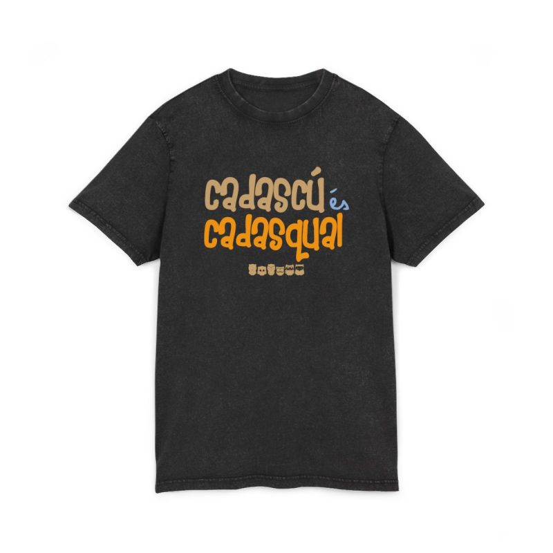 Camiseta lavado acido cuello redondo - Negro - Camiseta «Cadascú és cadasqual» Camiseta lavado acido cuello redondo - Negro - Camiseta «Cadascú és cadasqual»