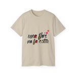 Camiseta ultra algodon - Arena - Camiseta «Una flor no fa estiu» Camiseta ultra algodon - Arena - Camiseta «Una flor no fa estiu»