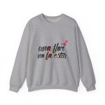 Sudadera cuello redondo - Gris deportivo - Camiseta «Una flor no fa estiu»