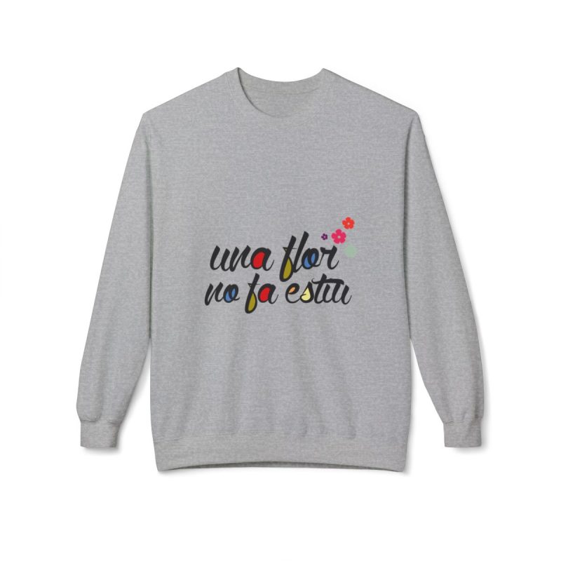Sudadera Softstyle cuello redondo - Gris deportivo - Camiseta «Una flor no fa estiu»