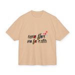 Camiseta box ultra gruesa - Beis - Camiseta «Una flor no fa estiu»