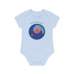 Body bebe manga corta organico - Azul empolvado - Camiseta «Estic pel món redó» Body bebe manga corta organico - Azul empolvado - Camiseta «Estic pel món redó»
