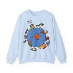 Sudadera cuello redondo - Azul claro - Camiseta «Cada casa és un món» Sudadera cuello redondo - Azul claro - Camiseta «Cada casa és un món»