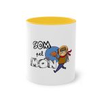 Taza bicolor - Amarillo dorado - Camiseta «Som pel món»