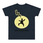 Camiseta hombre punto liso - Azul marino - Camiseta «Mal no et toqui un llamp» Camiseta hombre punto liso - Azul marino - Camiseta «Mal no et toqui un llamp»