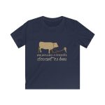 Camiseta infantil Softstyle - Azul marino - Camiseta «No passis s’arada davant es bou» Camiseta infantil Softstyle - Azul marino - Camiseta «No passis s’arada davant es bou»