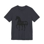 Camiseta jersey manga corta - Azul marino jaspeado - Camiseta unisex Cavall Alegre Sant Joan «Ara va de bo» Camiseta jersey manga corta - Azul marino jaspeado - Camiseta unisex Cavall Alegre Sant Joan «Ara va de bo»