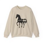 Sudadera cuello redondo - Arena - Camiseta unisex Cavall Alegre Sant Joan «Ara va de bo»