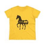Camiseta mujer algodon medio - Amarillo margarita - Camiseta unisex Cavall Alegre Sant Joan «Ara va de bo» Camiseta mujer algodon medio - Amarillo margarita - Camiseta unisex Cavall Alegre Sant Joan «Ara va de bo»