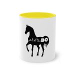 Taza bicolor - Amarillo - Camiseta unisex Cavall Alegre Sant Joan «Ara va de bo» Taza bicolor - Amarillo - Camiseta unisex Cavall Alegre Sant Joan «Ara va de bo»