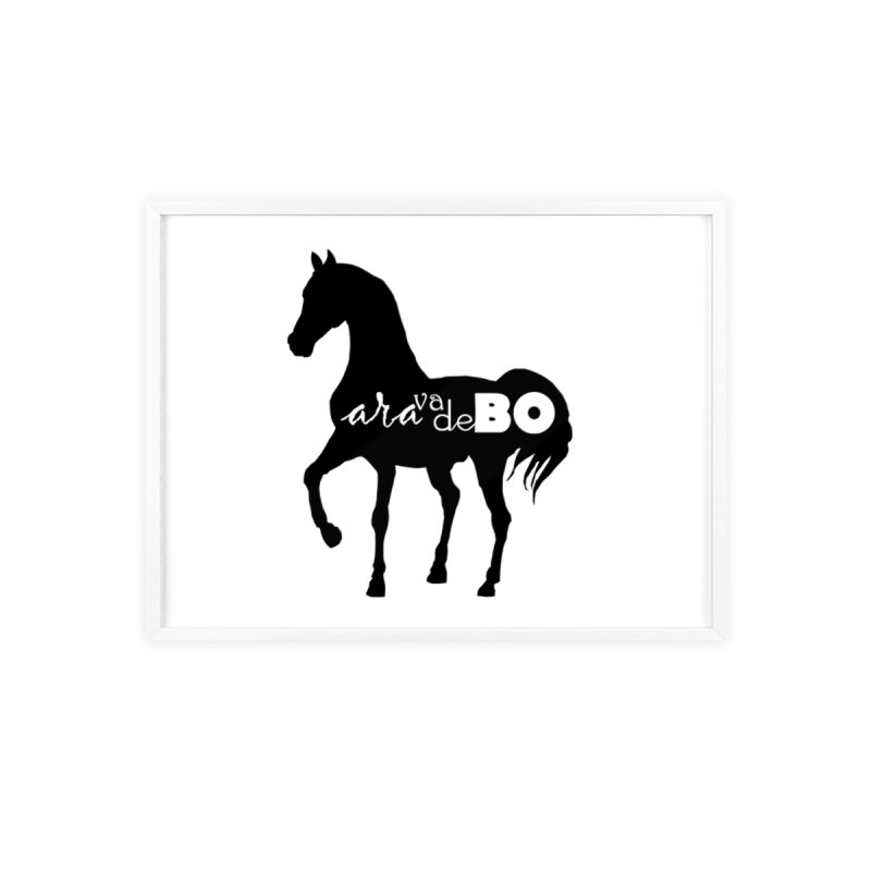 Poster con marco de madera - Marco blanco - Camiseta unisex Cavall Alegre Sant Joan «Ara va de bo»