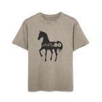 Camiseta oversize lavado acido - Caqui oscuro - Camiseta unisex Cavall Alegre Sant Joan «Ara va de bo» Camiseta oversize lavado acido - Caqui oscuro - Camiseta unisex Cavall Alegre Sant Joan «Ara va de bo»