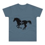 Camiseta hombre punto liso - Azul piedra - Cavall de Sant Joan Camiseta hombre punto liso - Azul piedra - Cavall de Sant Joan