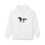Sudadera Softstyle con capucha - Blanco - Cavall de Sant Joan Sudadera Softstyle con capucha - Blanco - Cavall de Sant Joan