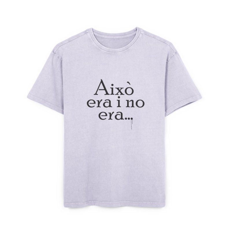 Camiseta oversize lavado acido - Lila suave - Camiseta «Això era i no era…»