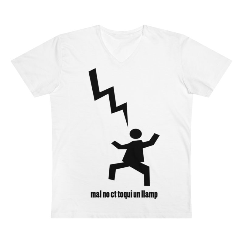 Camiseta hombre cuello de pico Presenter - Blanco - Mal no et toqui un llamp Camiseta hombre cuello de pico Presenter - Blanco - Mal no et toqui un llamp