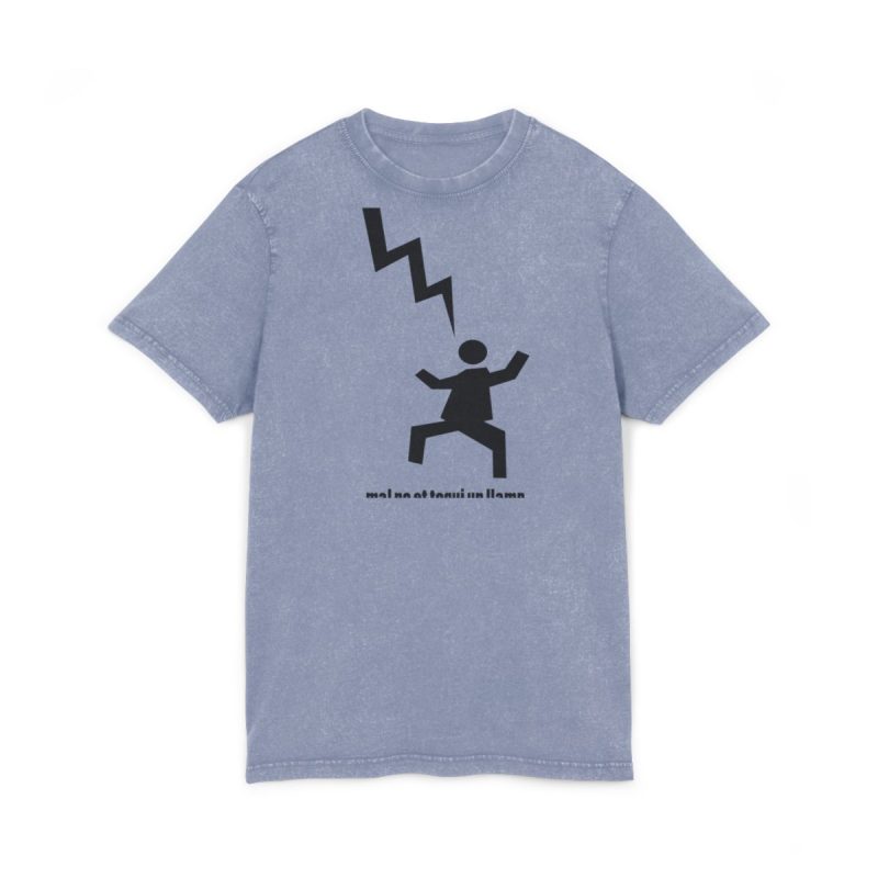 Camiseta lavado acido cuello redondo - Azul vintage - Mal no et toqui un llamp Camiseta lavado acido cuello redondo - Azul vintage - Mal no et toqui un llamp