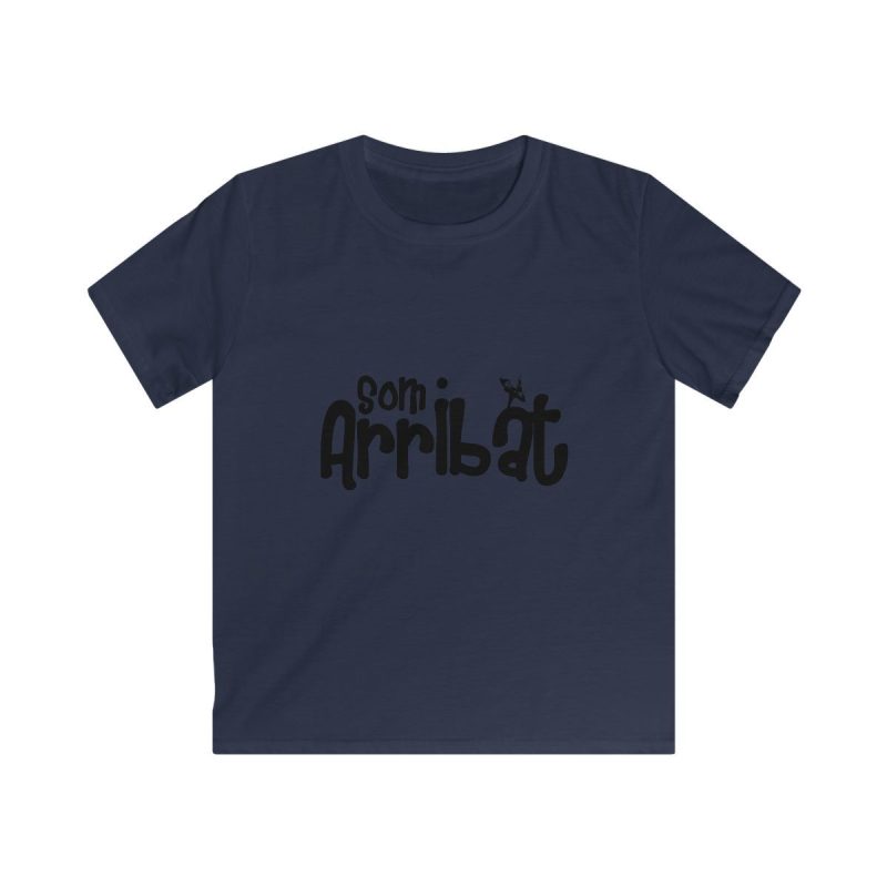 Camiseta infantil Softstyle - Azul marino - Camiseta unisex «Som Arribat»