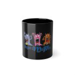 Taza negra 325 ml - Negro - Camiseta «Caçar MoPis» sobre fondo negro