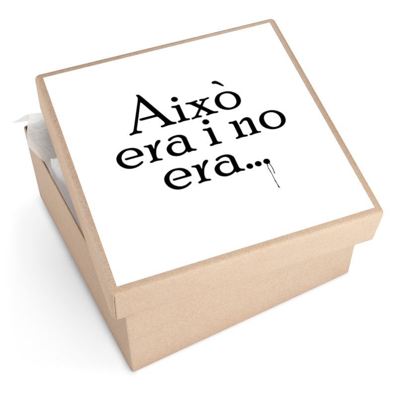 fulfilment-33976-camiseta-aixo-era-i-no-era-pegatinas-de-vinilo-cuadradas-2