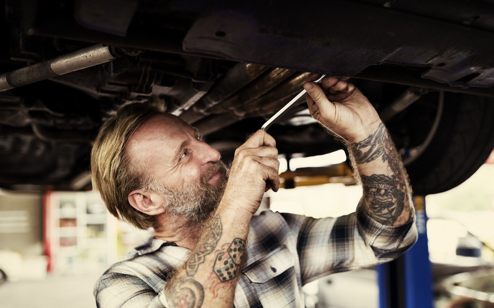 Mechanical Technique Professional Automotive Concept