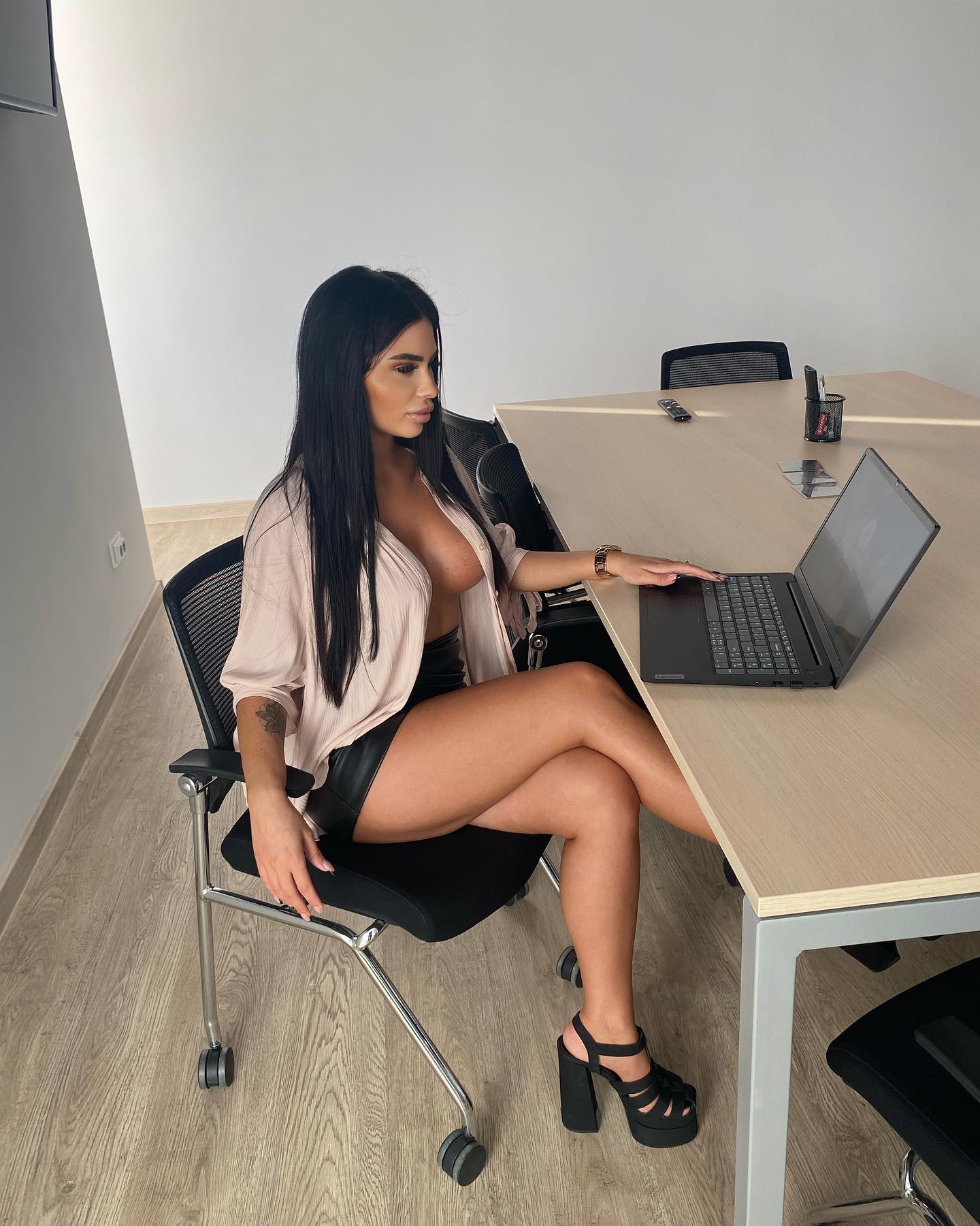 8aa9436c-a2bd-41e2-9d29-d744a0bda88b