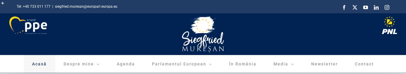Antetul site-ului: bara de sus cu telefon și adresa de email instituțională, iconițele sociale în dreapta, apoi logoul și meniul principal.