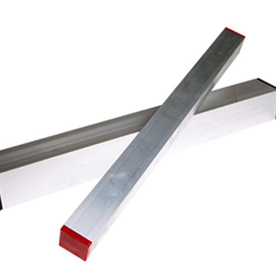 Pz. Regla de aluminio 40x40x3000 mm