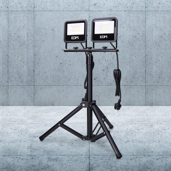 Pz. EDM proyector led doble con tripode 2x30w 6400k 2x2370lm ref.70414