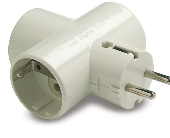 Pz.adaptador Famatel 1303 triple tt ceram. 16a-250v