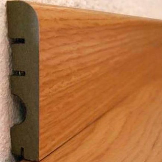 Pz.suelo laminado Designers rodapie 70 C111 toronto 2.40 ml