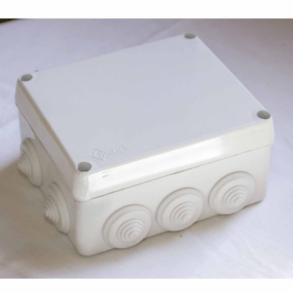Ud. caja estanca con conos c/tornillos 160x135x75