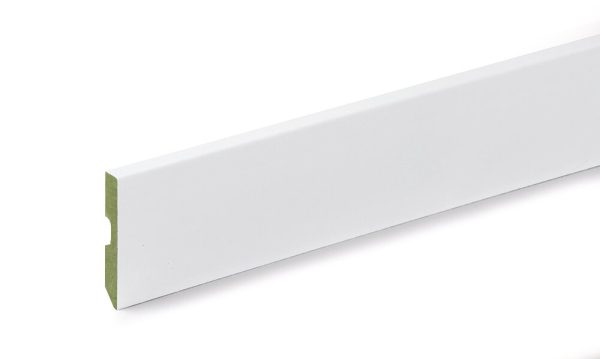 Ud. terra laminat sòcol 90x14 mm blanc a 2250 mm