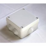 Ud. caja estanca con conos c/tornillos 102x102x55