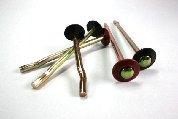 Caixa Onduline 200 ud. clau tac 13cm