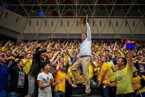 dan_fleseriu_0 dan fleseriu