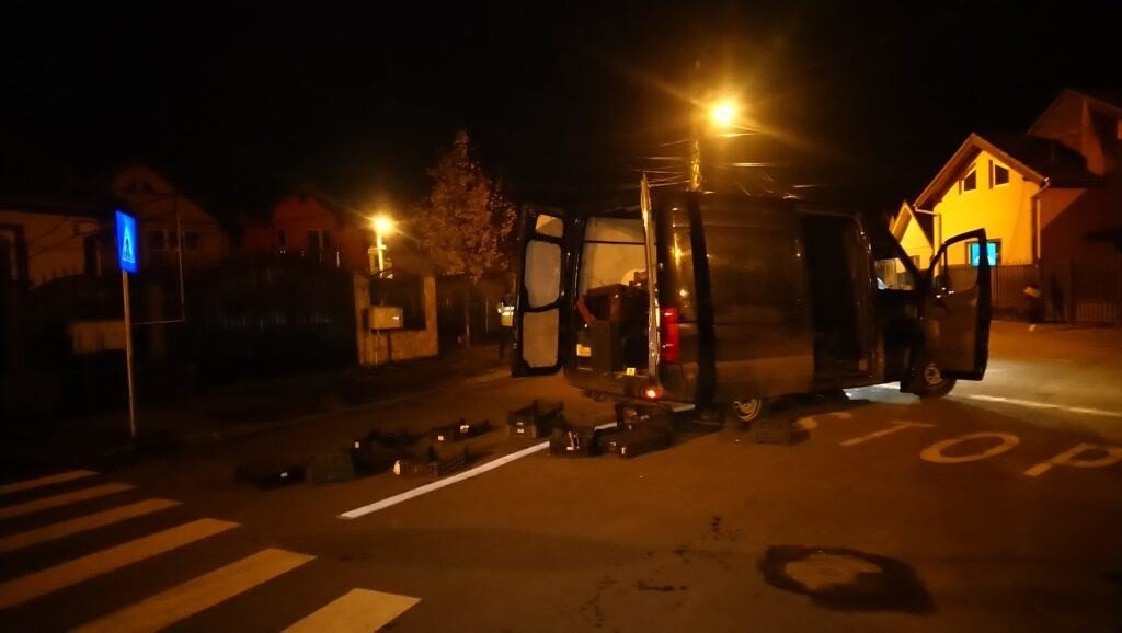 FOTO-VIDEO de la locul faptei: Bătaie ca-n filme între două familii de pe strada Oltețului