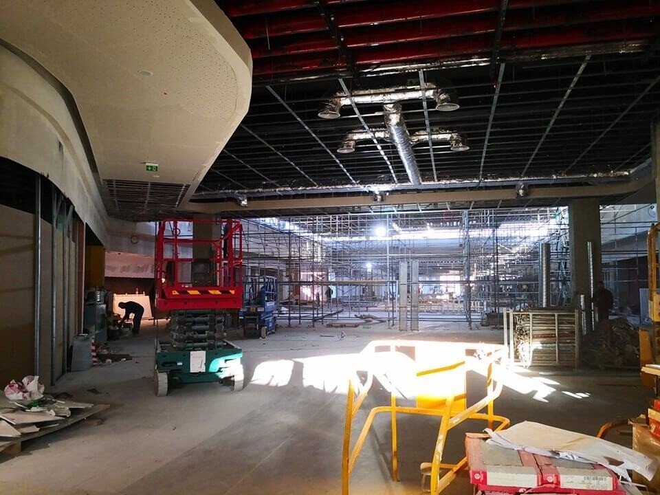 VIDEO / FOTO EXCLUSIV - Se lucrează intens la finalizarea noului Mall din Sibiu