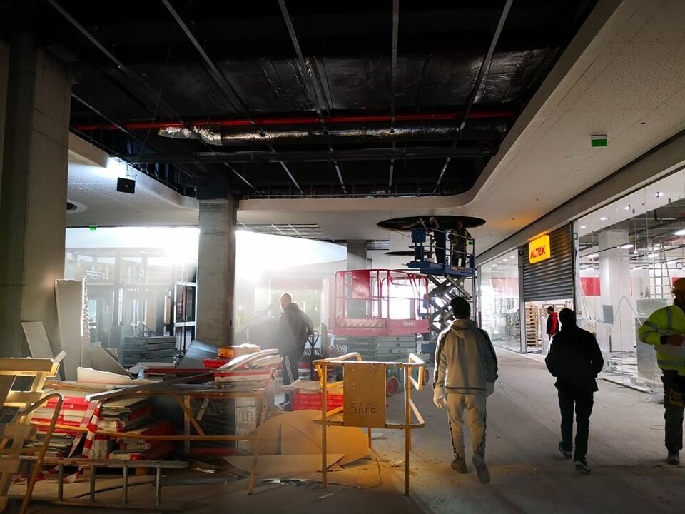 VIDEO / FOTO EXCLUSIV - Se lucrează intens la finalizarea noului Mall din Sibiu