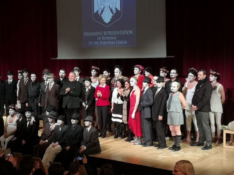 Echipa TNRS și doamna Ursula von der Leyen Bruxelles