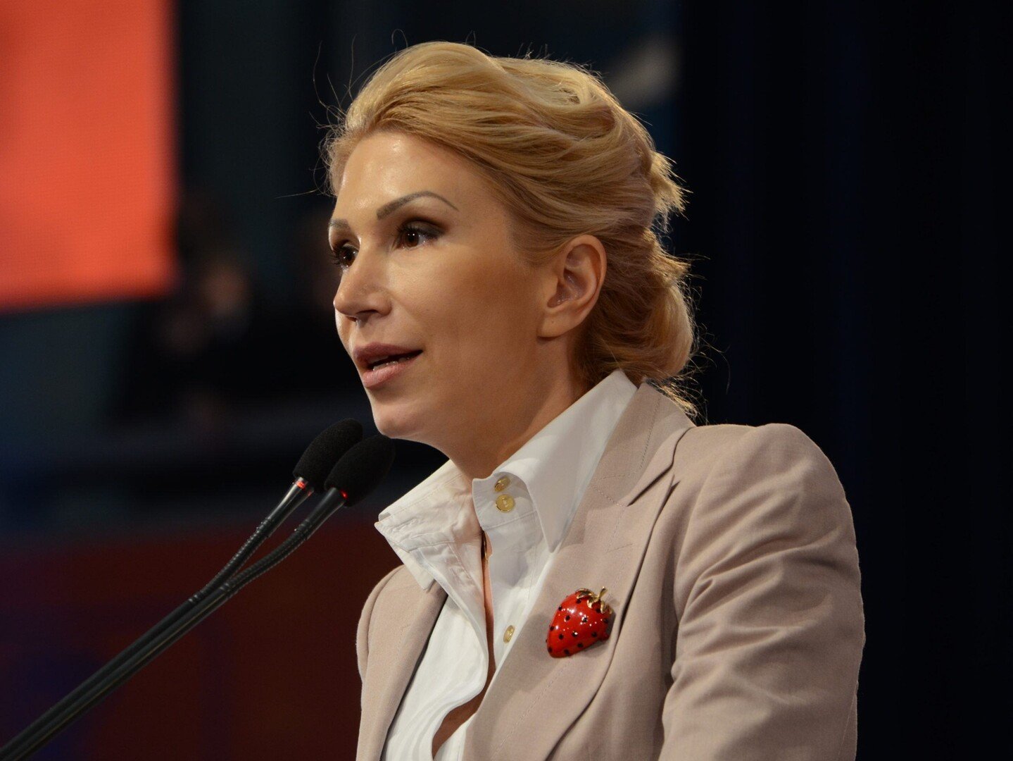 raluca-turcan raluca turcan scaled