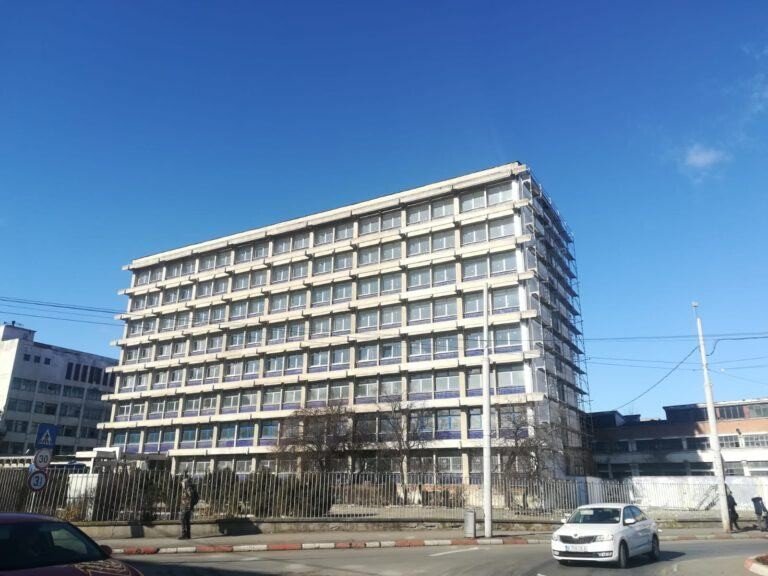 Acțiunile de protest ale grefierilor continuă: cum va fi afectată în continuare activitatea Tribunalului Sibiu