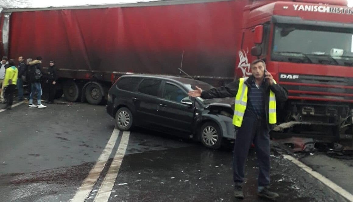 WhatsApp Image    at