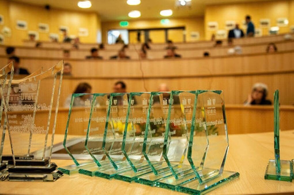 8a582be0244bb6db092c719e964e3bd98aa155a600cbad75bec51281e8fed52a abebbdbceebdaaacbadbecefeda