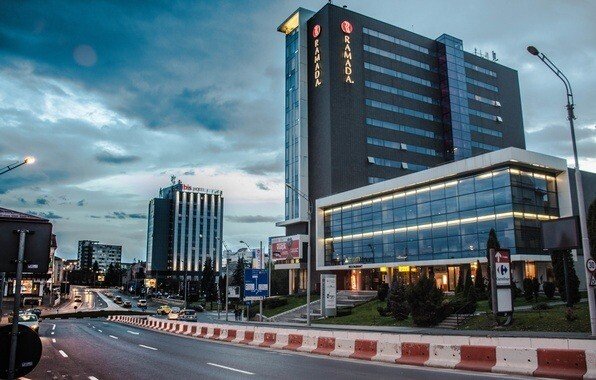 ramada sibiu dusk dawn