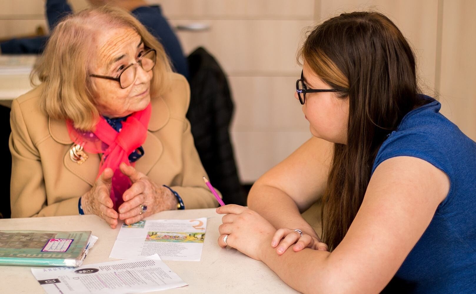 Seniori voluntari Generatii